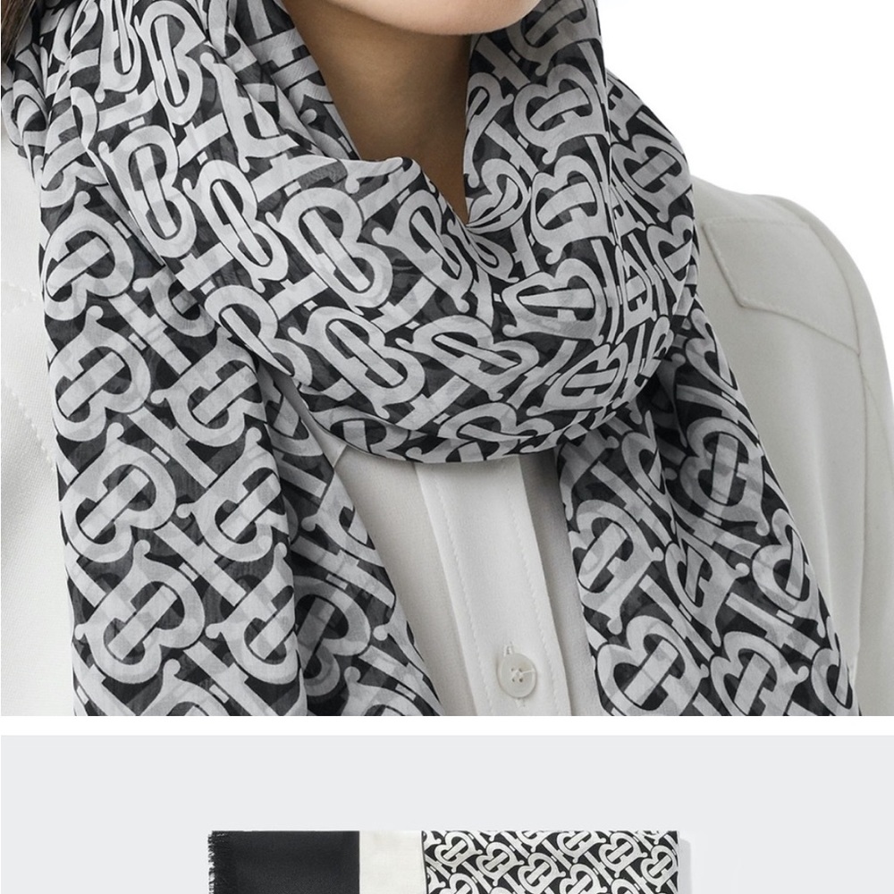 Burberr Monogrammed Scarf